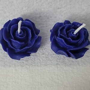 Midnight blue rose candle